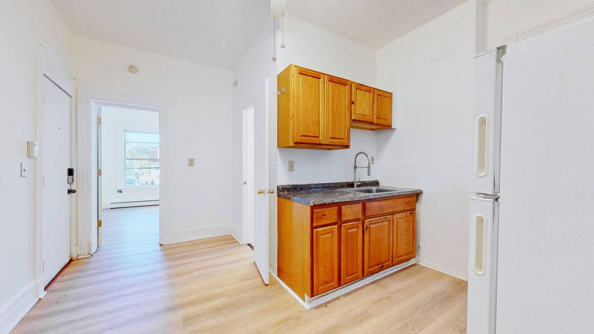 Apartment for rent at 382-384 Crown St, New Haven, CT 06511