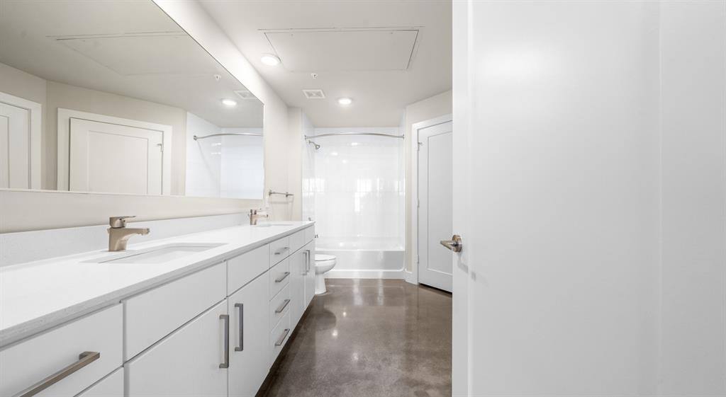 Apartment for rent at 1825 San Jacinto St, Houston, TX 77002