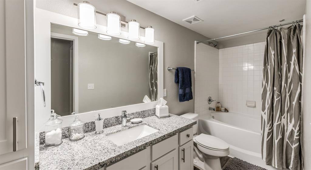 Apartment for rent at 938 Kingwood Dr, Kingwood, TX 77339