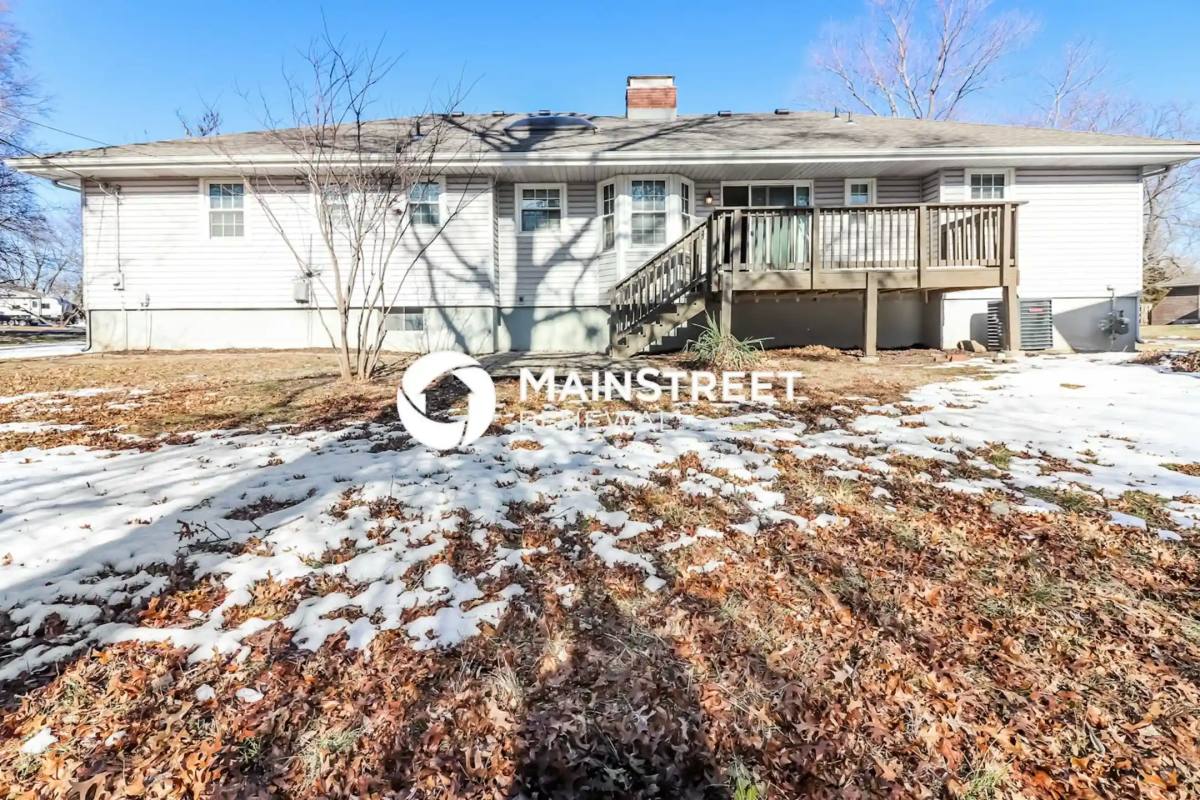 House for rent at 522 N Park Dr, Belton, MO 64012