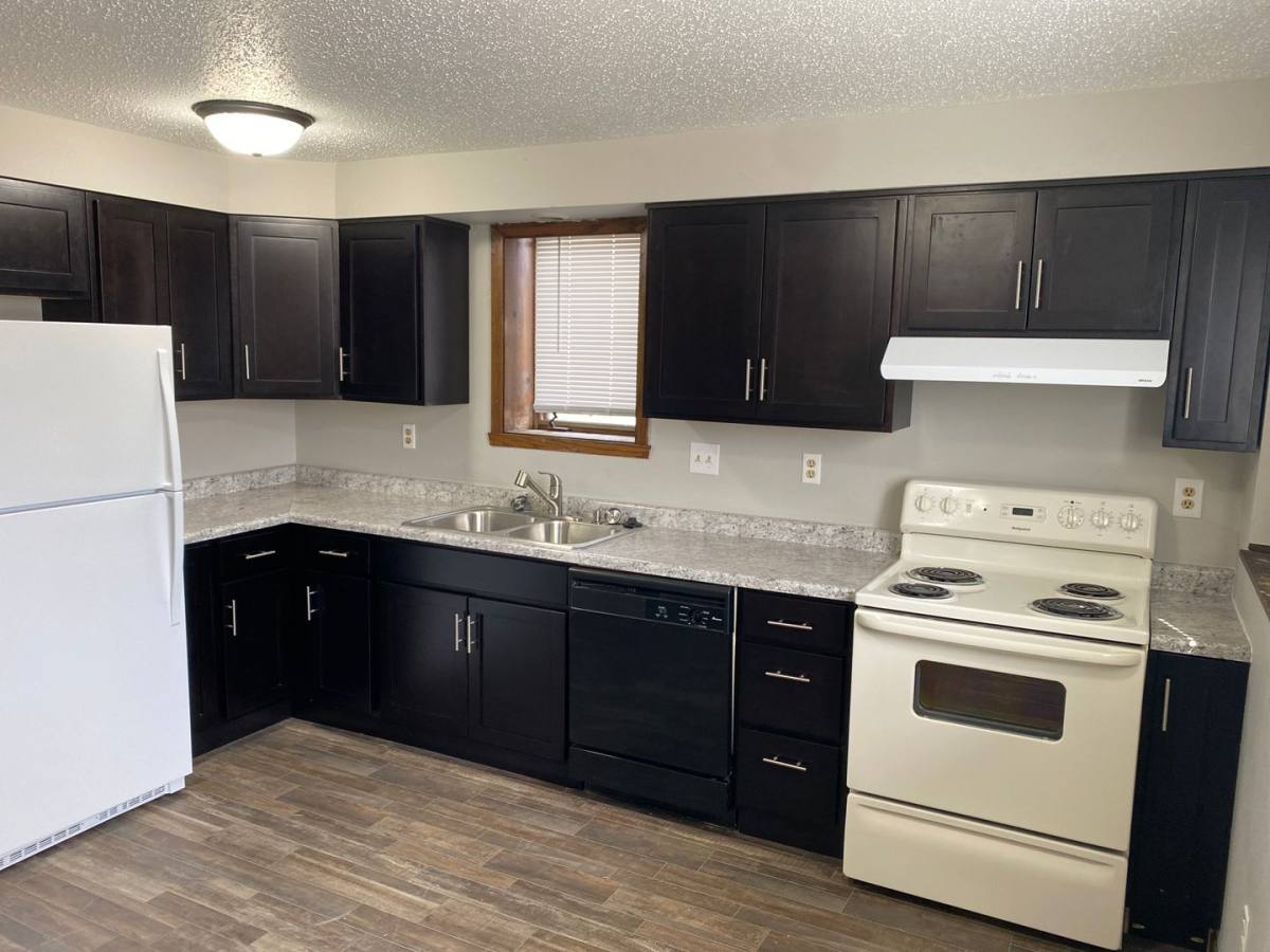 Apartment for rent at 201 9th Ave N, Fargo, ND 58102