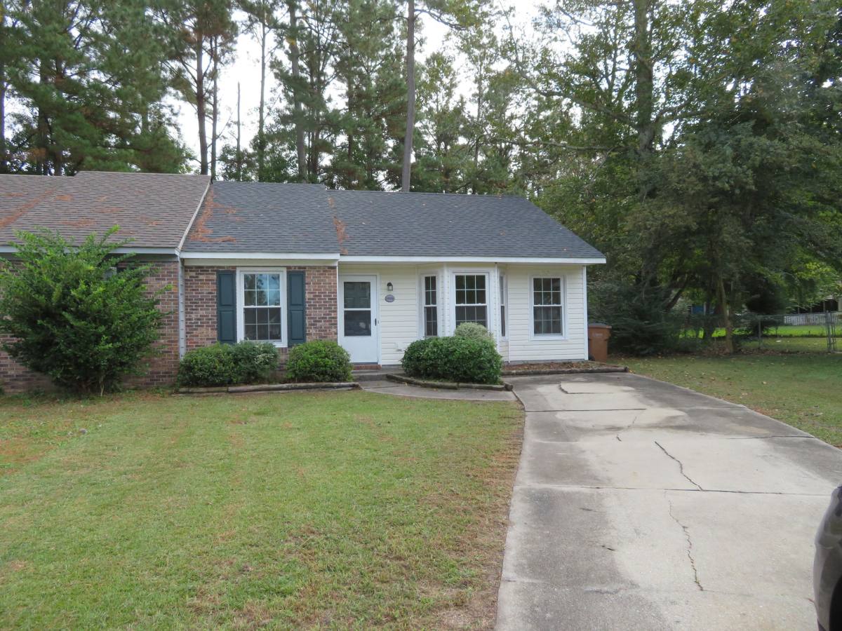 Apartment for rent at 1922 Greenstone Court, Midway Park, NC 28544