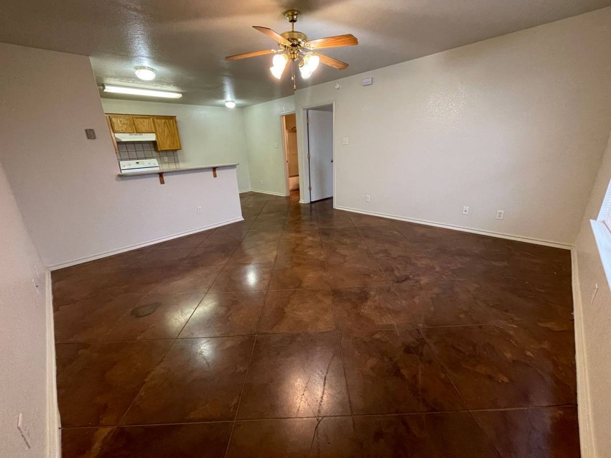 Apartment for rent at 411 E Central Texas Expressway, Killeen, TX 76541
