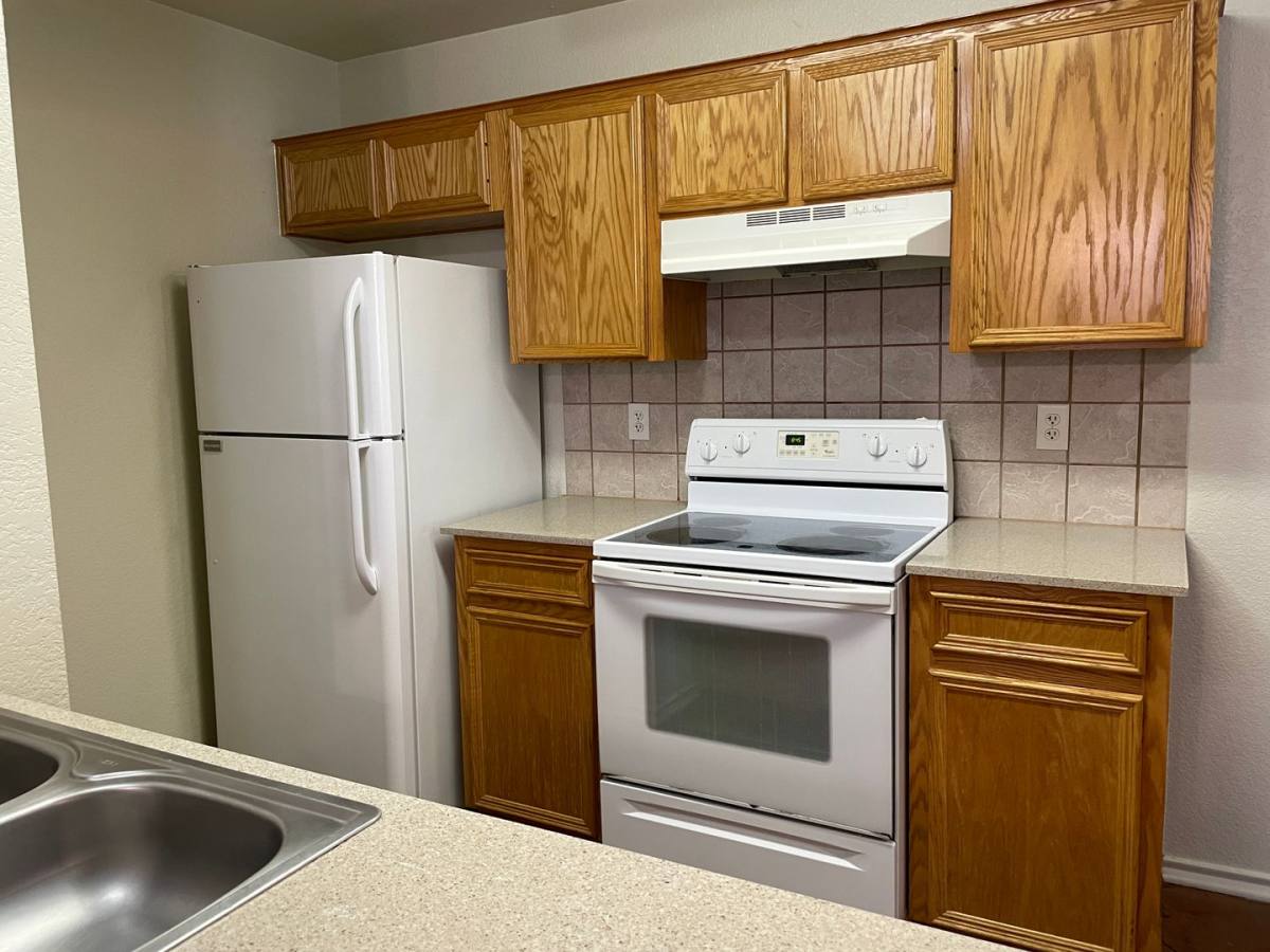 Apartment for rent at 411 E Central Texas Expressway, Killeen, TX 76541