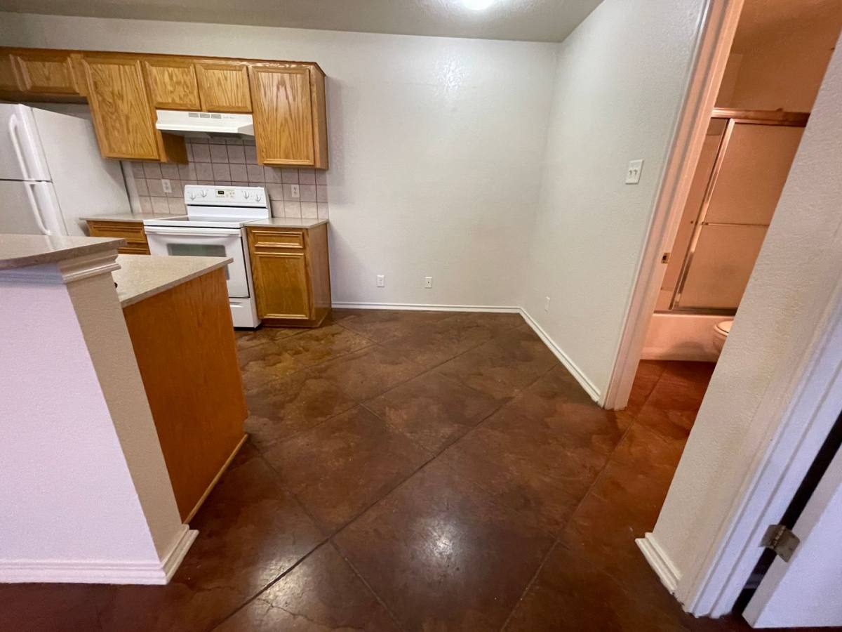 Apartment for rent at 411 E Central Texas Expressway, Killeen, TX 76541