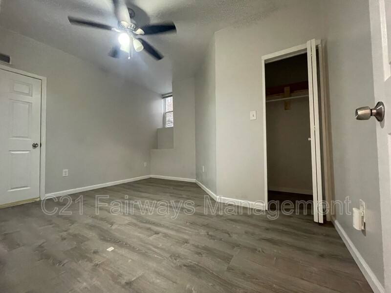 Apartment for rent at 340 N Craig St #5, Pittsburgh, PA 15213
