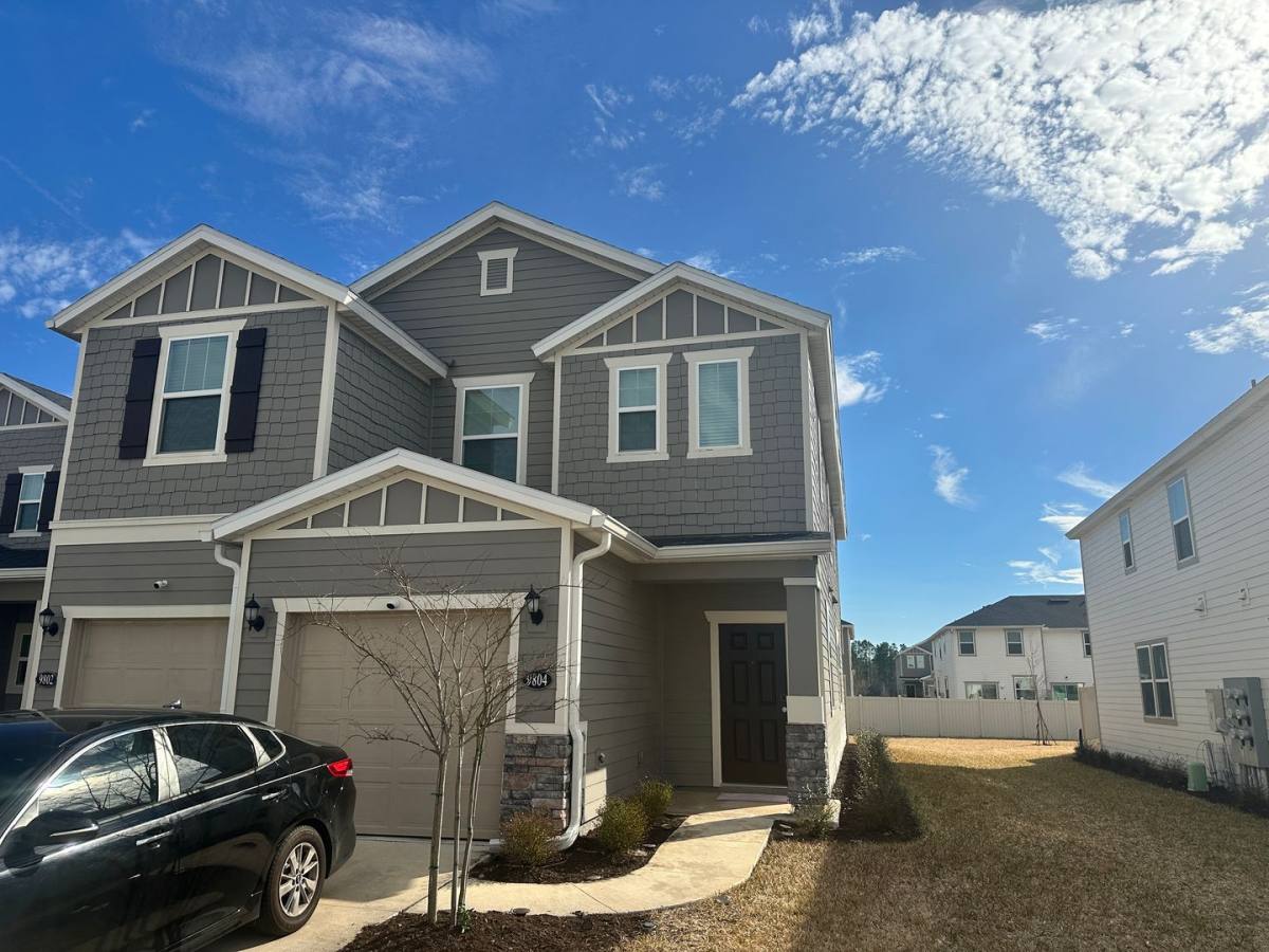 Townhouse for rent at 9804 Fiddleback Lane, Jacksonville, FL 32222