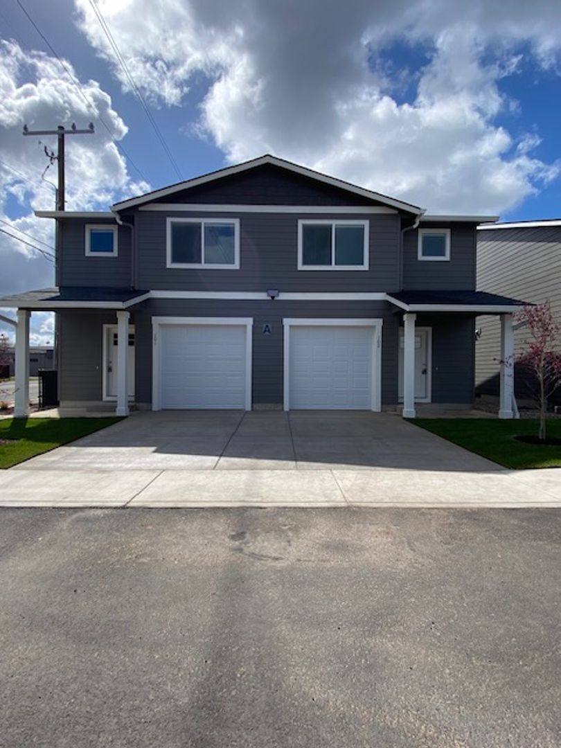 Townhouse for rent at 2656 S Main Rd #BUILDING A, Lebanon, OR 97355