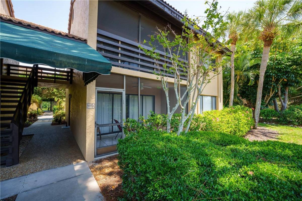 Condo for rent at 5685 Ashton Lake Dr, Sarasota, FL 34231