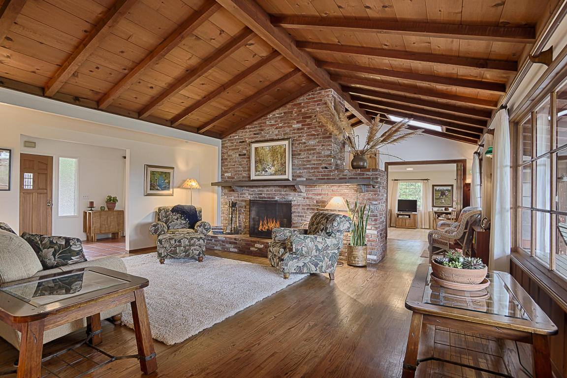 House for rent at 556 Scenic Dr, Santa Barbara, CA 93103