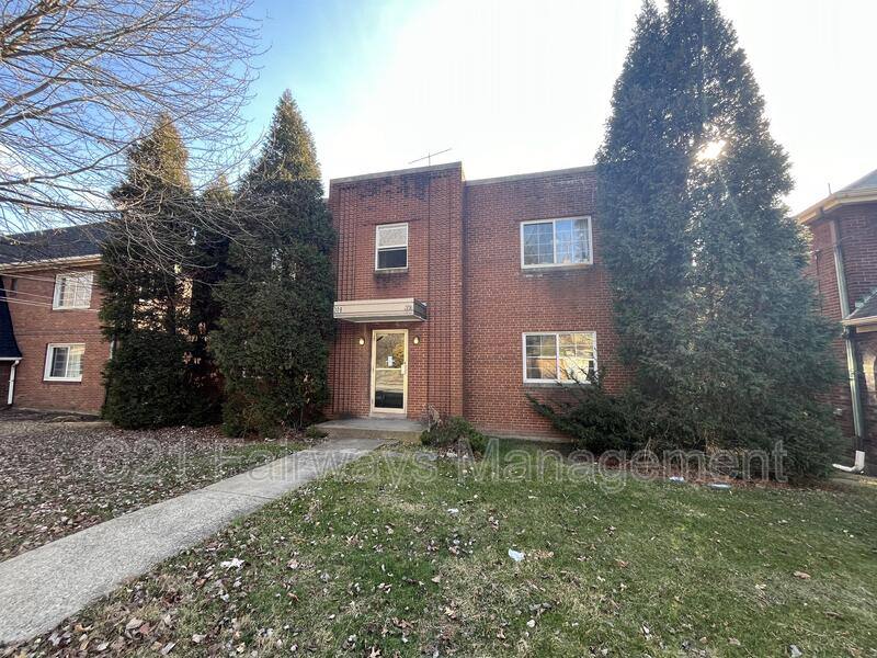 Apartment for rent at 308 Lenox Ave, Pittsburgh, PA 15221