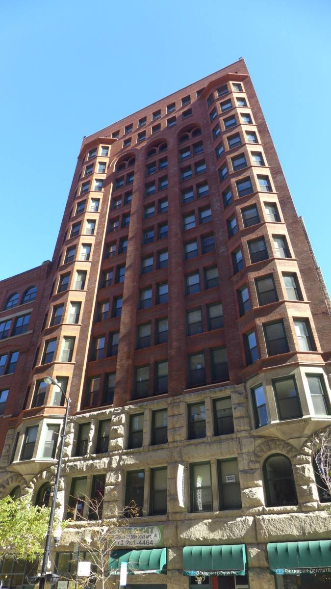 Apartment for rent at 537 S Dearborn, Chicago, IL 60605