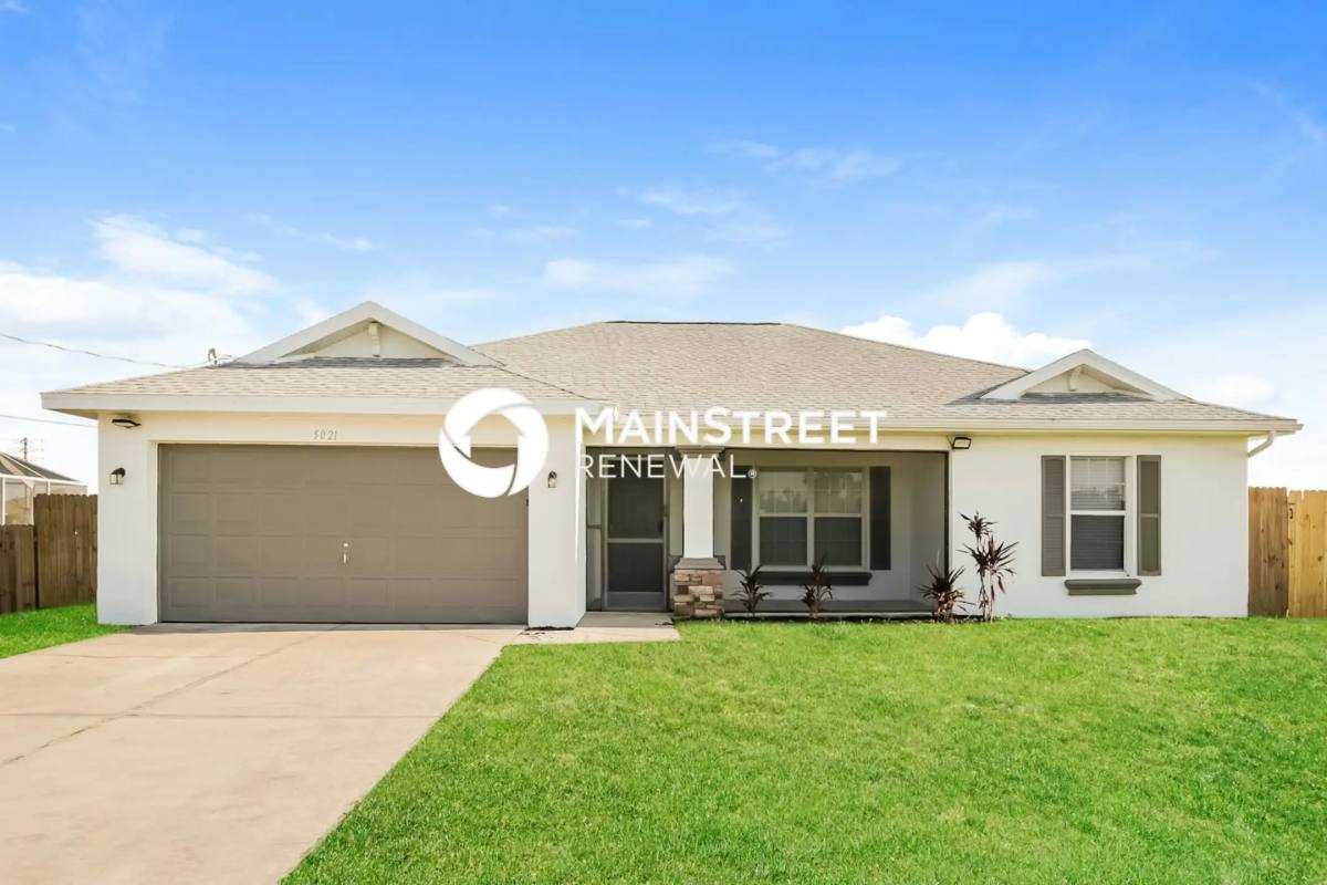 5021 Benton St, Lehigh Acres, FL 33971