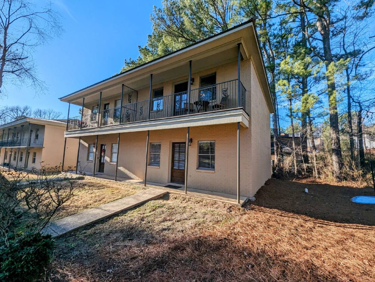 Condo for rent at 124 Orleans Oaks Lane, Oxford, MS 38655