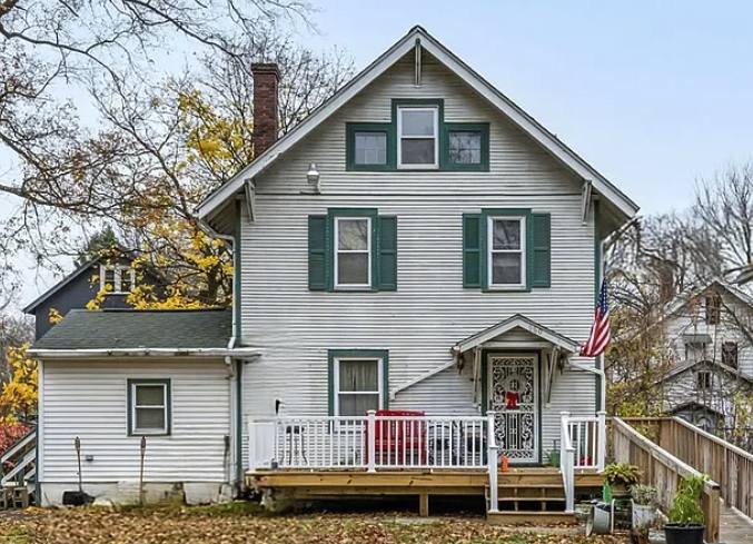 House for rent at 660 Minerva Place, Akron, OH 44320