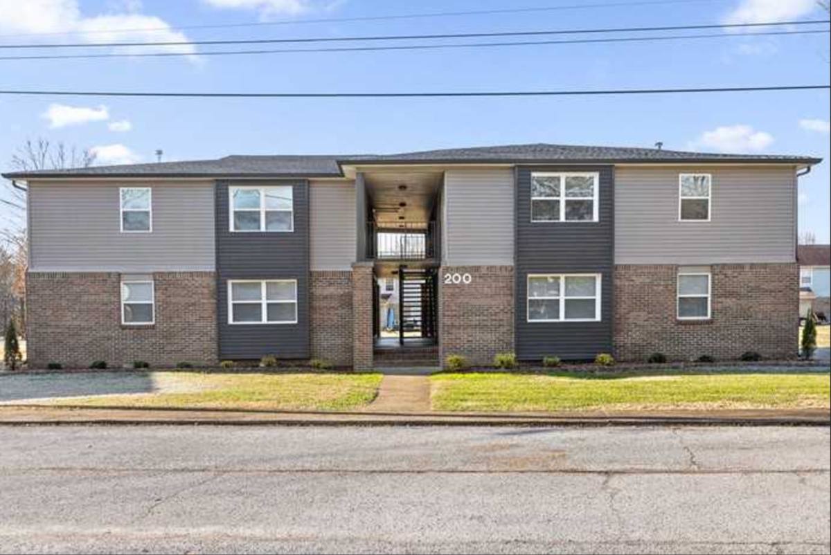 Apartment for rent at 205 Eveningside Dr, Soddy Daisy, TN 37379