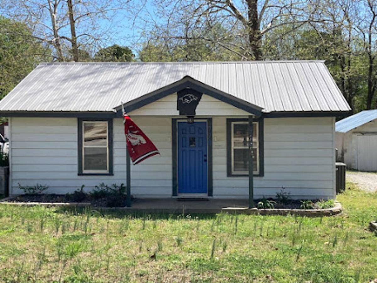 House for rent at 770 S Washington Ave, Fayetteville, AR 72701
