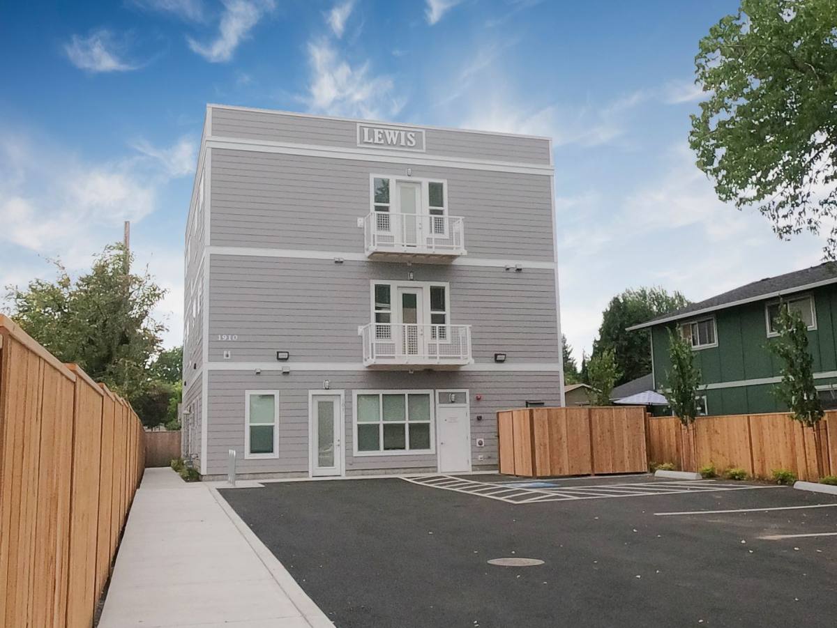 Apartment for rent at 1910 E Mill Plain Blvd, Vancouver, WA 98661