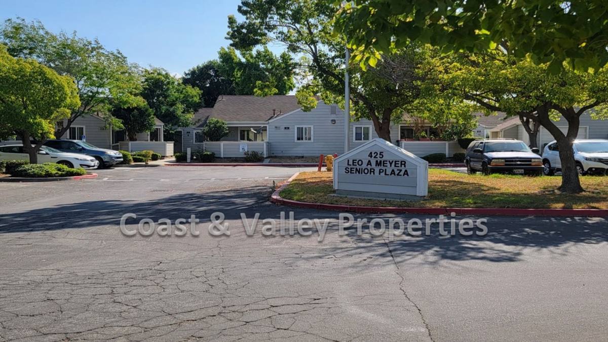 Apartment for rent at 425 Queen St, King City, CA 93930