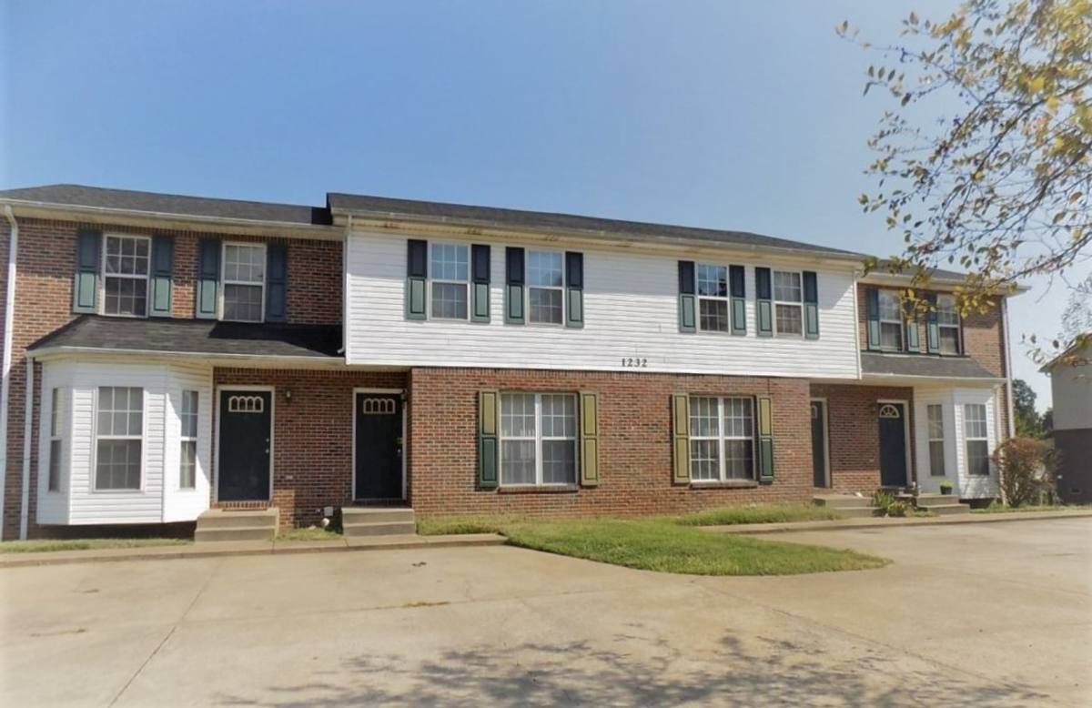Apartment for rent at 1232 Parkway Place, Clarksville, TN 37042