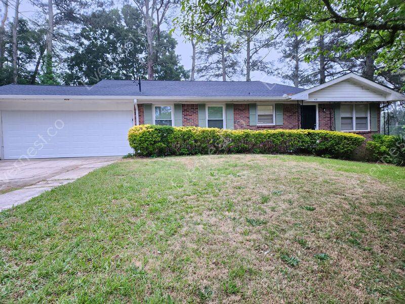 House for rent at 418 Center Circle SW, Conyers, GA 30094