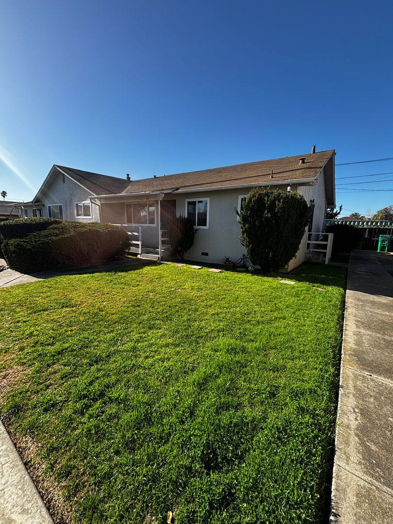 Apartment for rent at 696 694 Bartlett Ave, Hayward, CA 94541