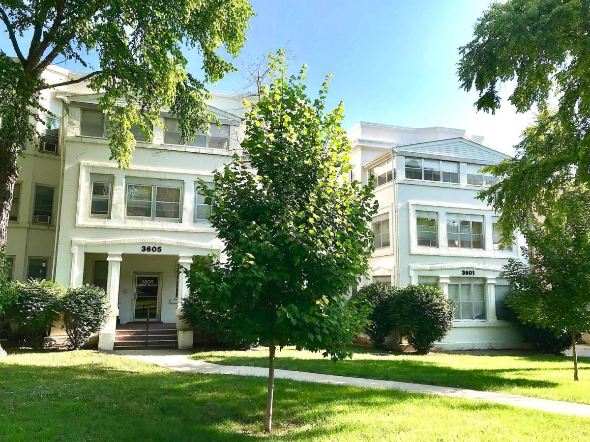Apartment for rent at 3601 Grand Ave, Des Moines, IA 50312