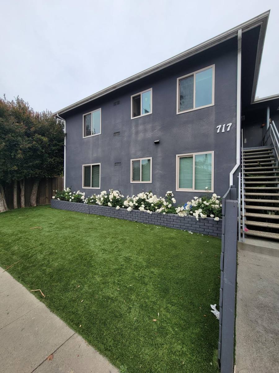 Apartment for rent at 717 Washington Blvd, Marina Del Rey, CA 90292