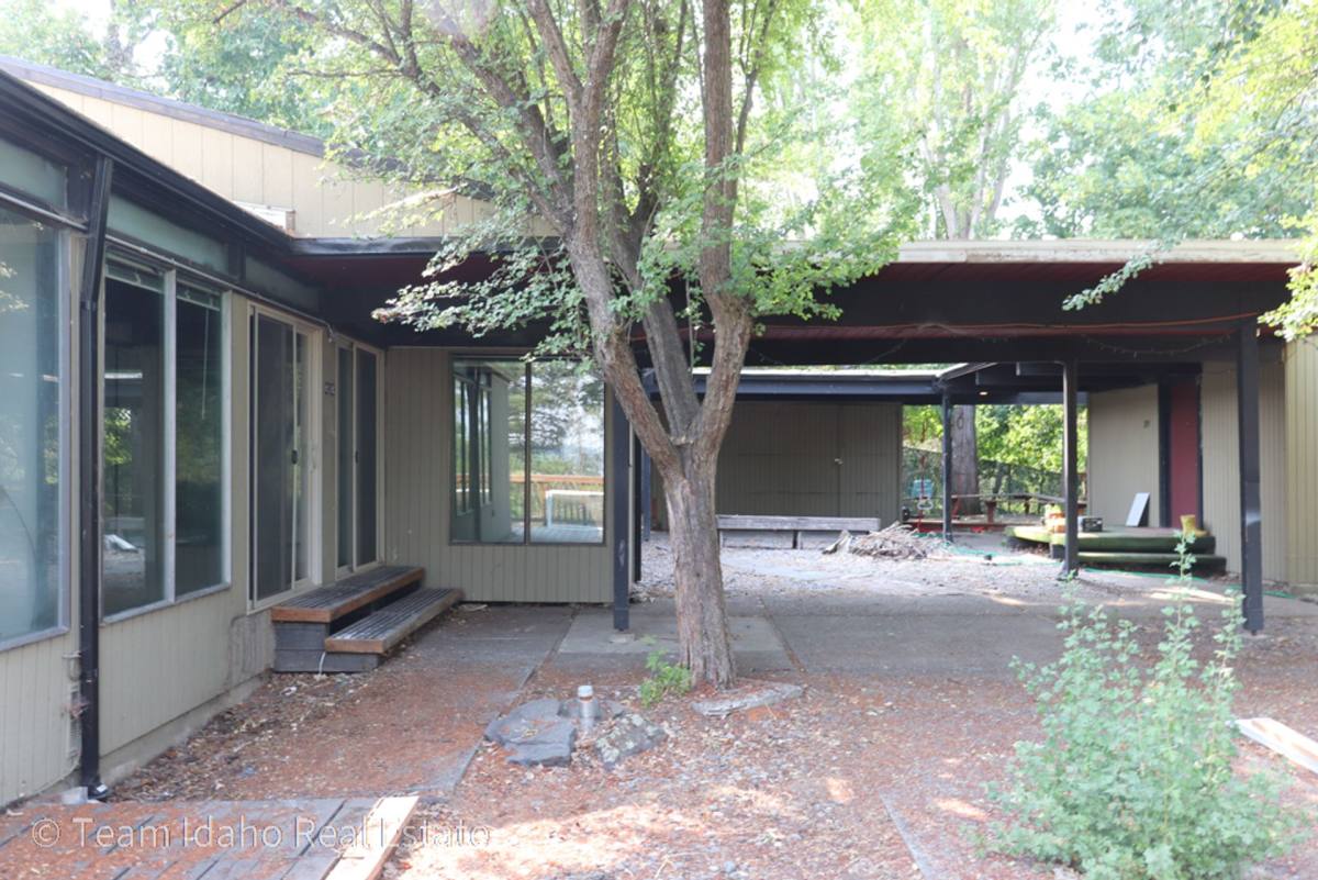 Apartment for rent at 319 321 323 Taylor Ave, Moscow, ID 83843