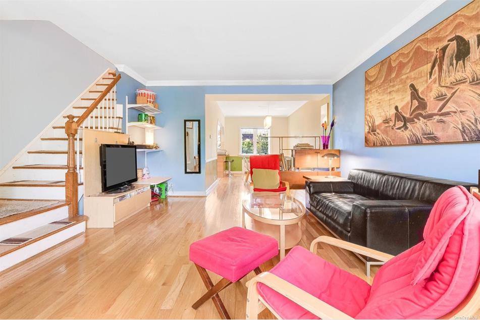 Apartment for rent at 176-22 77th Rd, Fresh Meadows, NY 11366