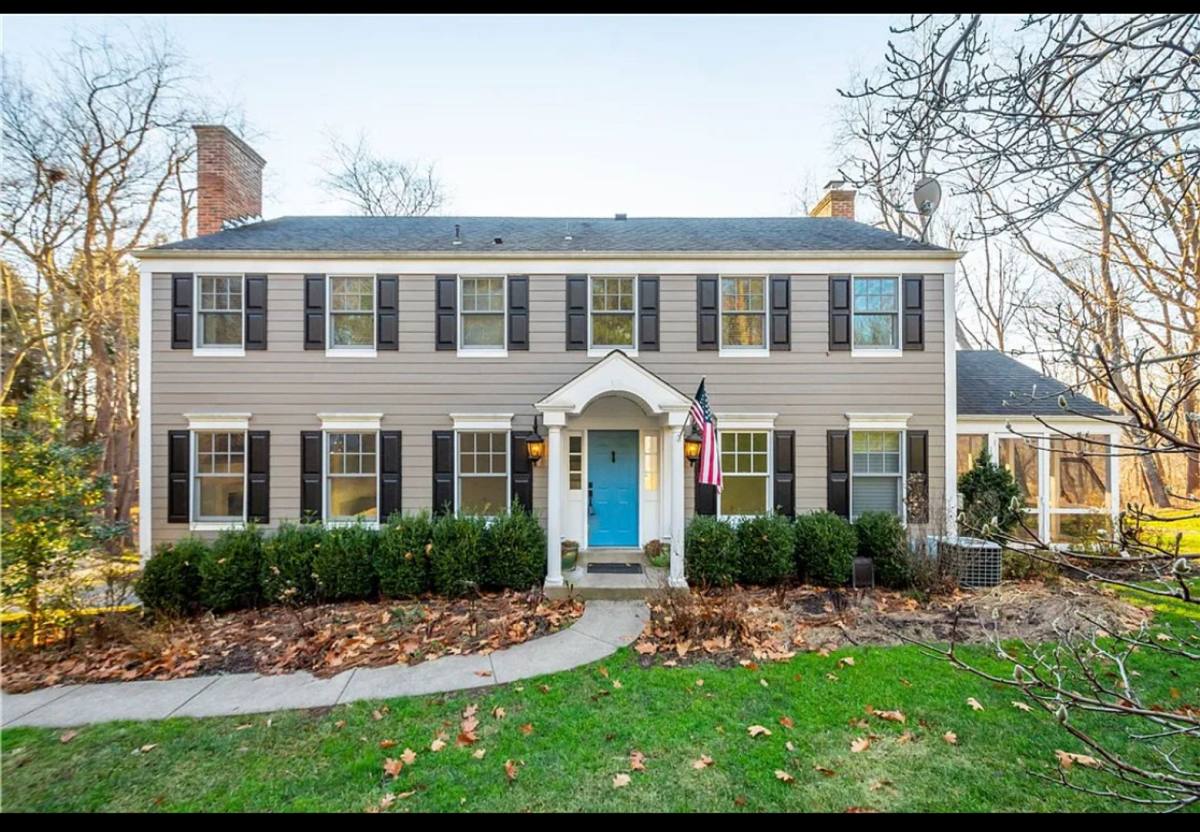 House for rent at 931 Field Club Rd, Pittsburgh, PA 15238