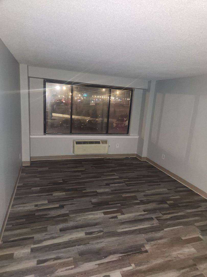 Apartment for rent at 600 Asylum Ave, Hartford, CT 06105