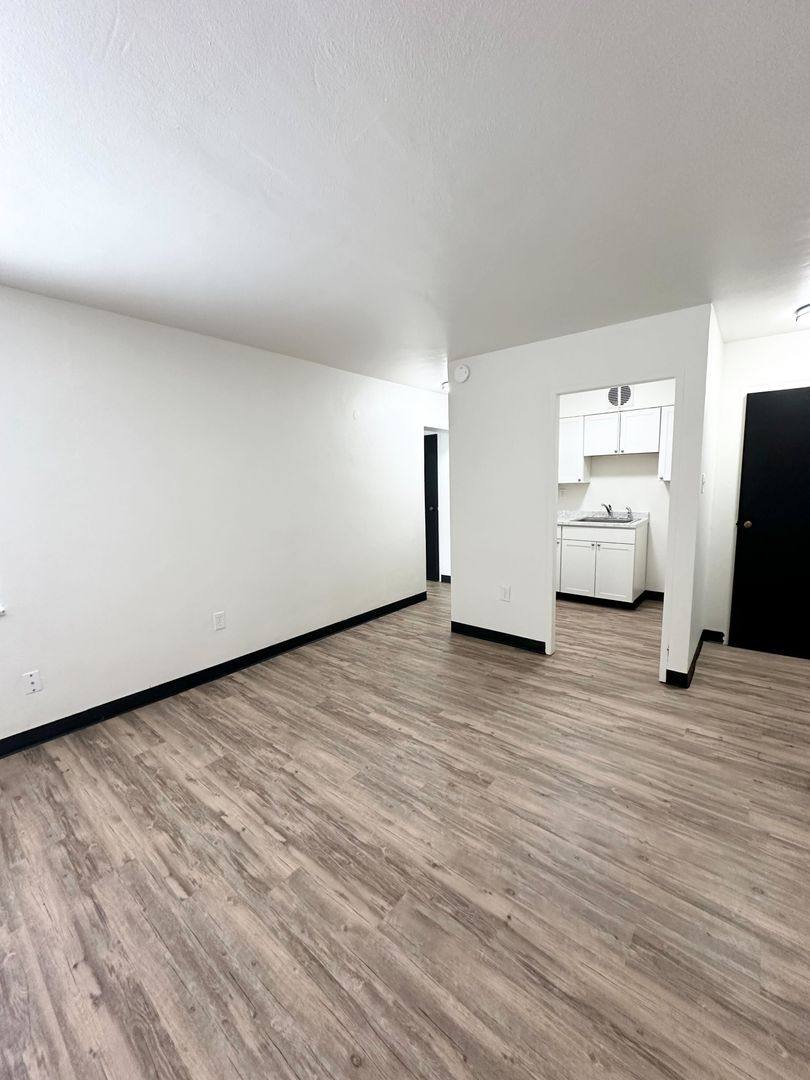 Apartment for rent at 912 2nd St, Baden, PA 15005