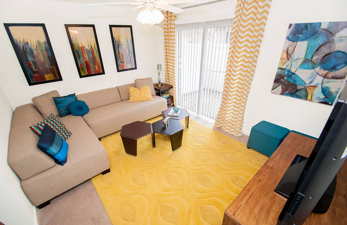 Townhouse for rent at 6525 Park Manor Dr, Metairie, LA 70003
