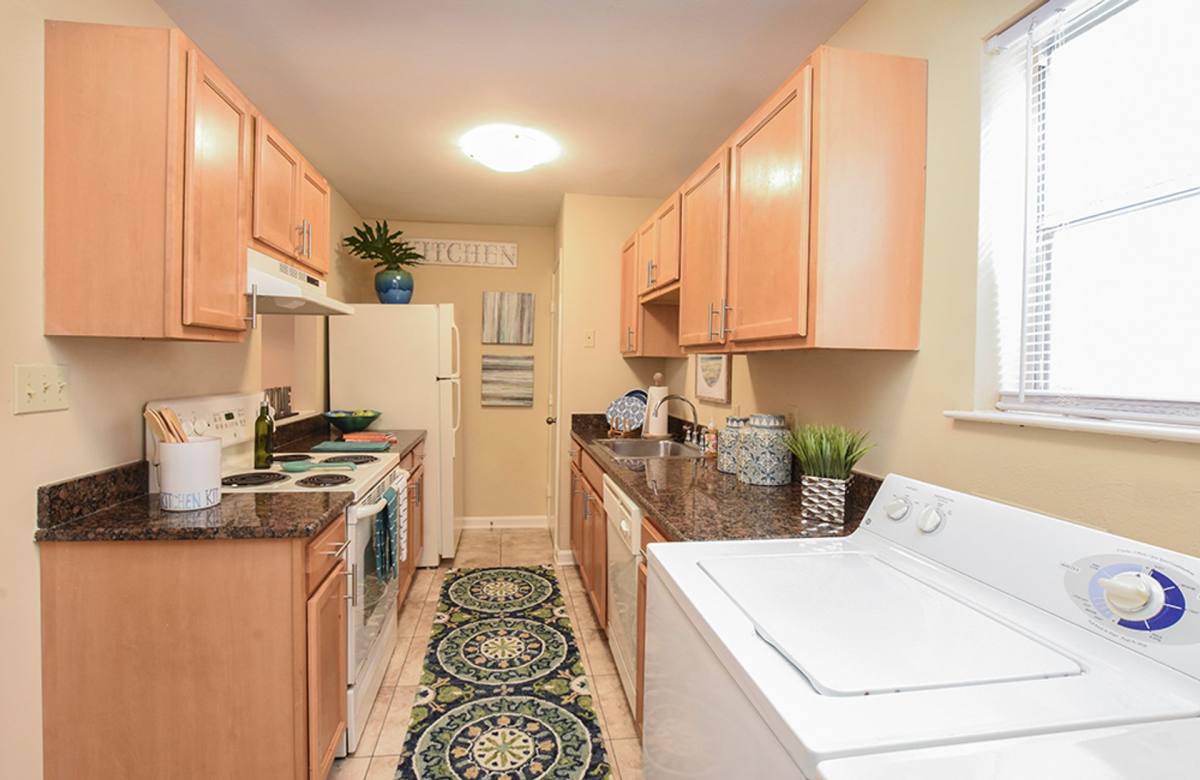 Townhouse for rent at 3127 Transcontinental, Metairie, LA 70003