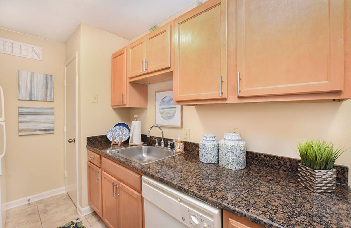Townhouse for rent at 3127 Transcontinental, Metairie, LA 70003