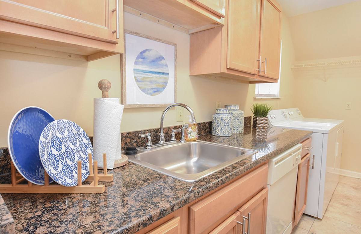 Townhouse for rent at 3127 Transcontinental, Metairie, LA 70003