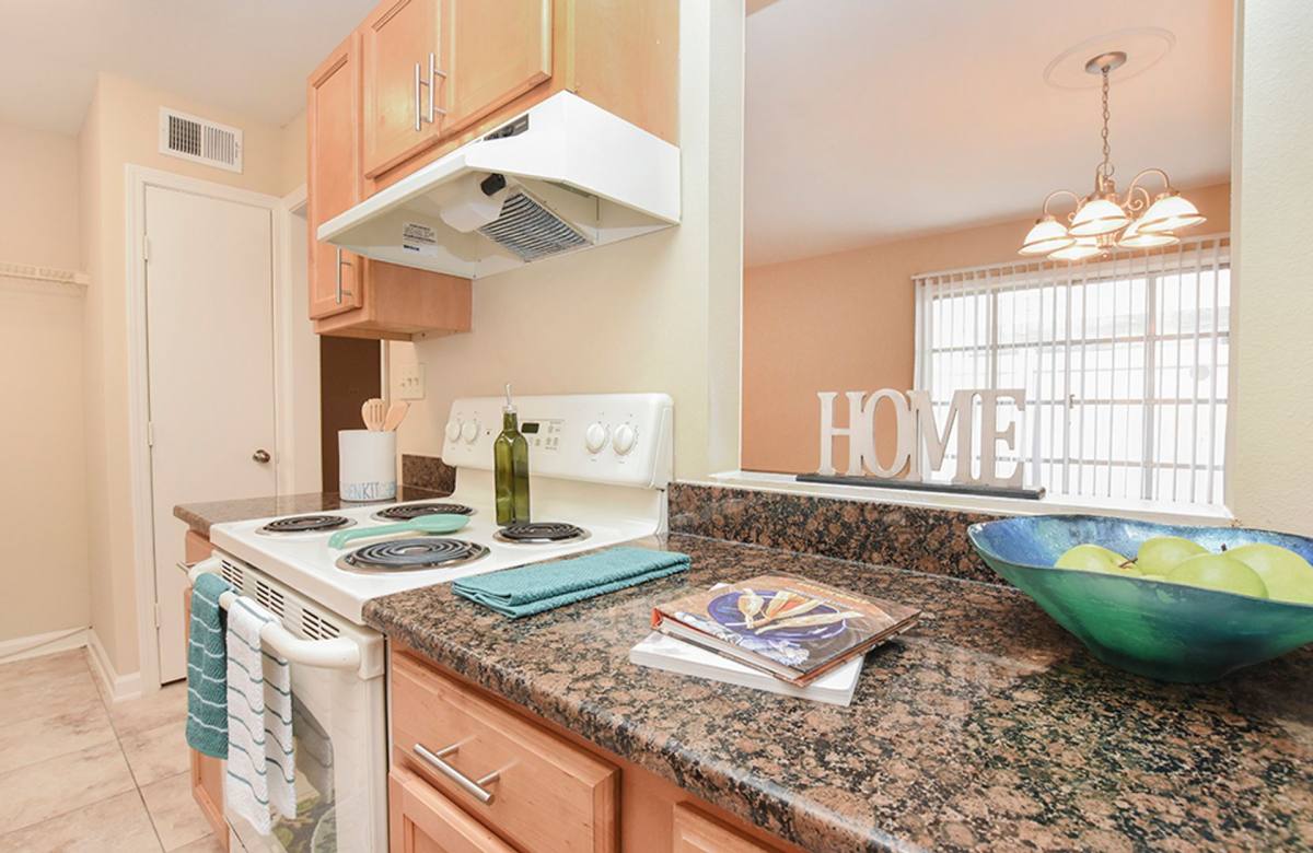 Townhouse for rent at 3127 Transcontinental, Metairie, LA 70003
