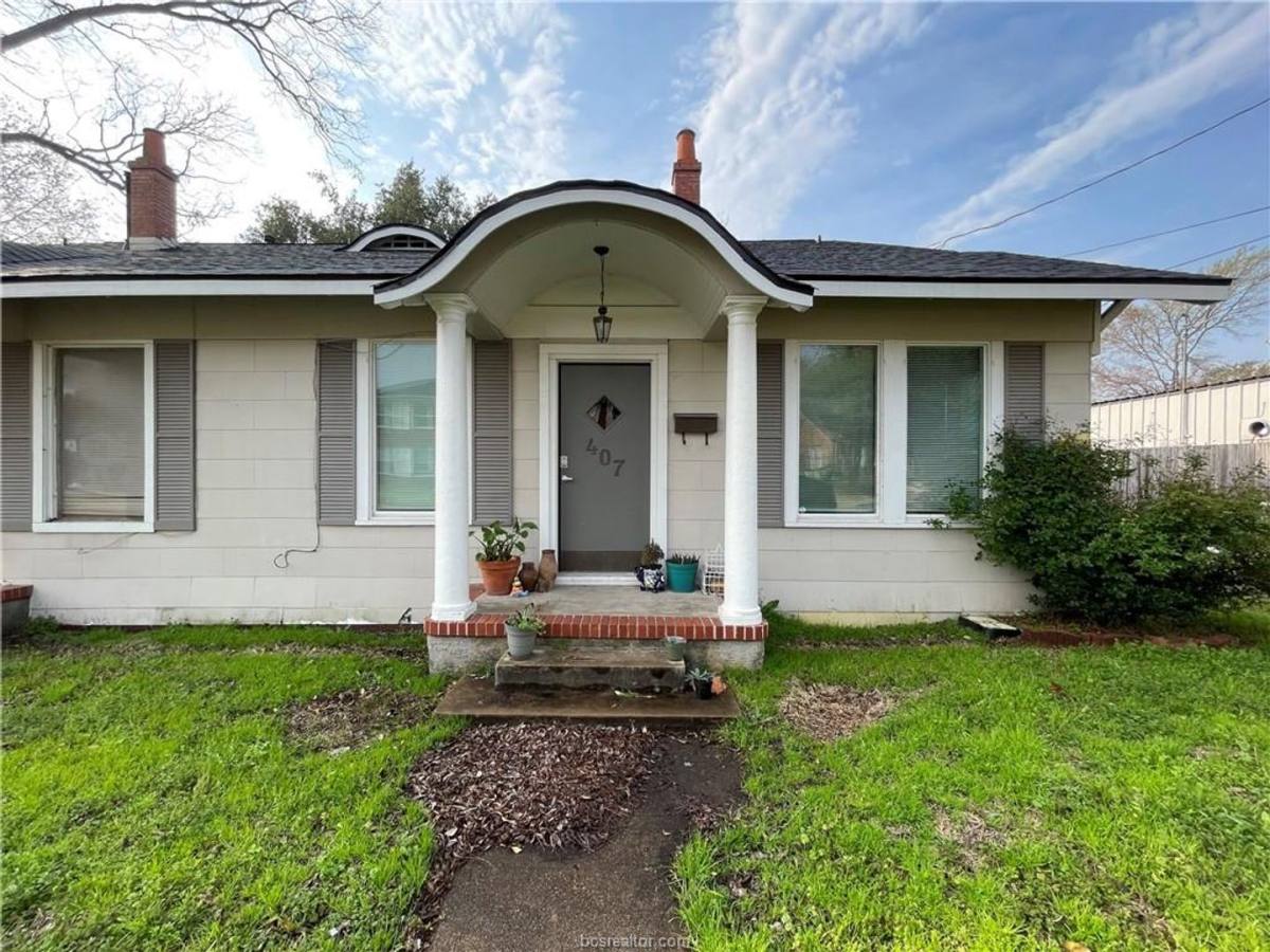House for rent at 409 E Pease St, Bryan, TX 77803