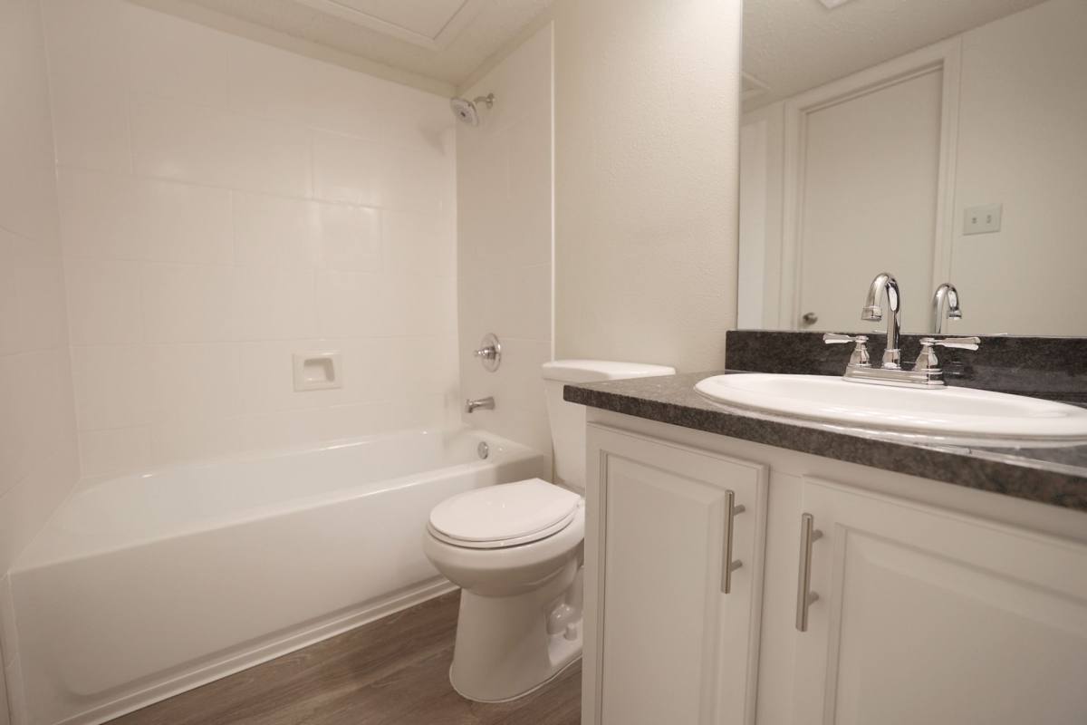 Apartment for rent at 1402 N Causeway Blvd, Mandeville, LA 70471