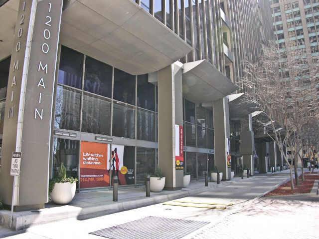 Condo for rent at 1200 Main St, Dallas, TX 75202
