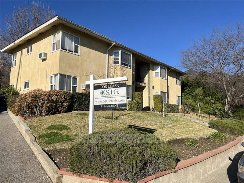 Apartment for rent at 1915 Minoru Dr #1C, Altadena, CA 91001