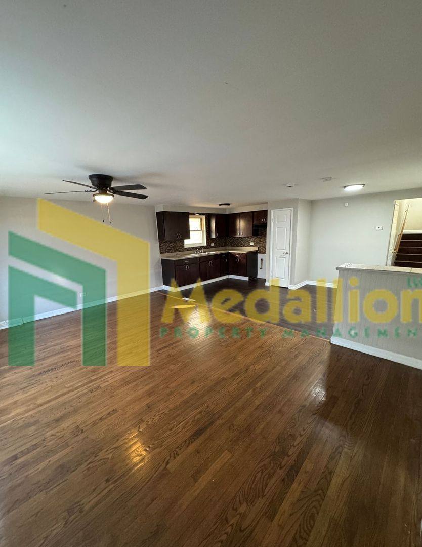 11533 S Loomis St, Chicago, IL 60643