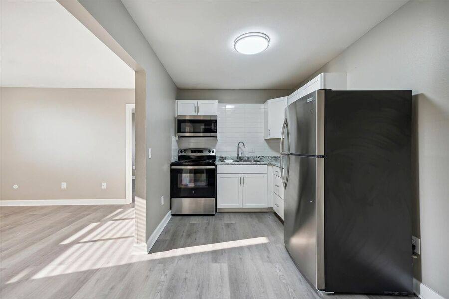 Apartment for rent at 4080 Royer Rd #5, Toledo, OH 43623