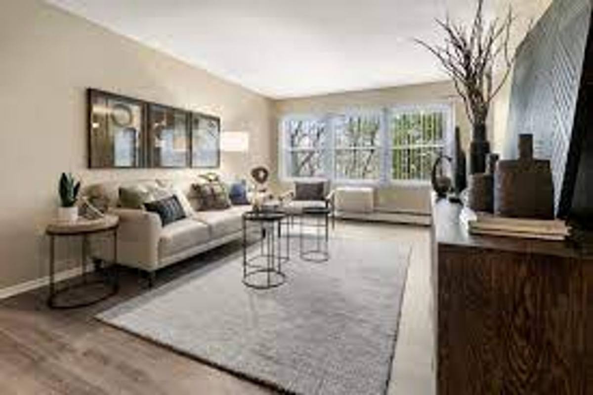 Apartment for rent at 5621 Minnetonka Blvd, Minneapolis, MN 55416