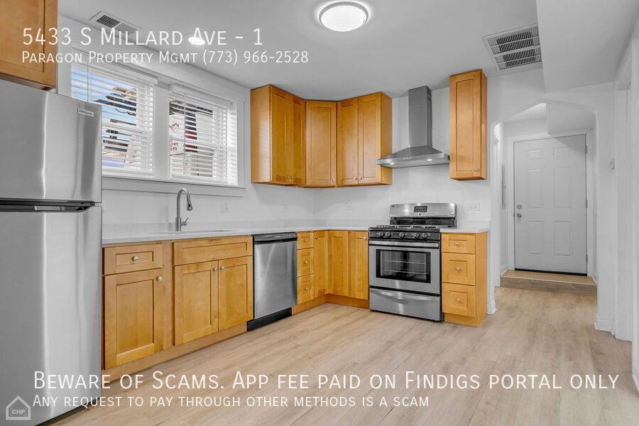 Apartment for rent at 5433 S Millard Ave #1, Chicago, IL 60632