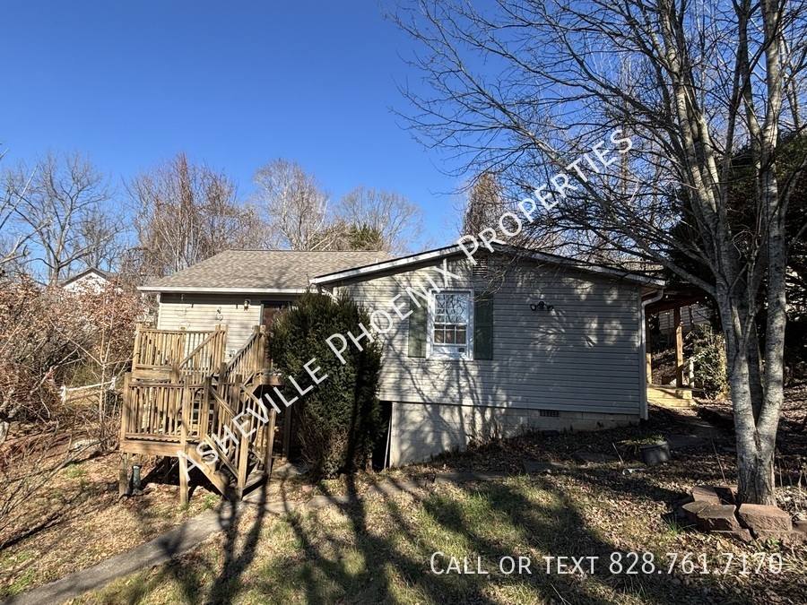 Apartment for rent at 27 Poplar Lane, Asheville, NC 28804