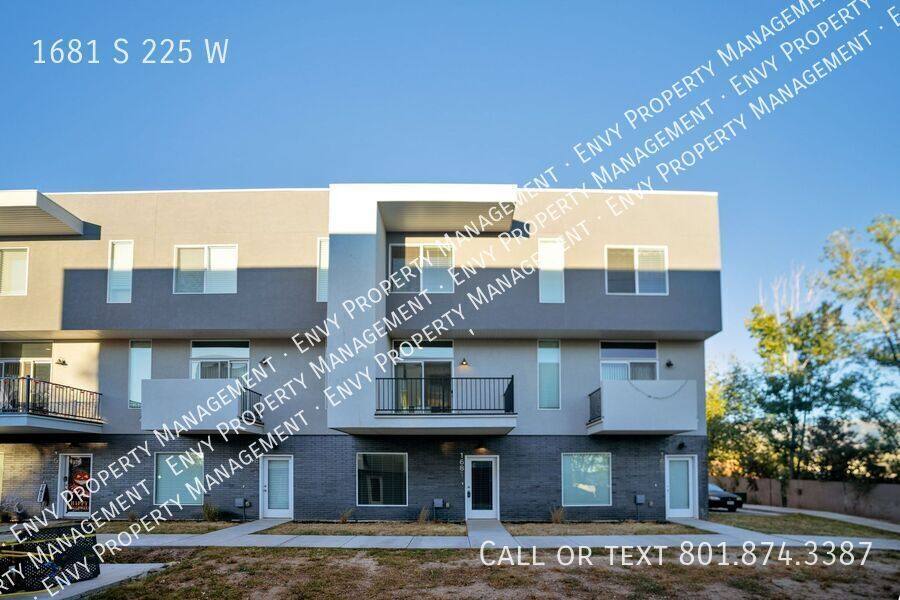 House for rent at 1681 S 225 W, Clearfield, UT 84015