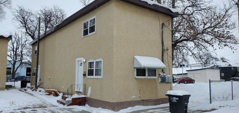 Townhouse for rent at Downtown Townhouse, 216 1 2 N 22nd St, Billings, MT 59101