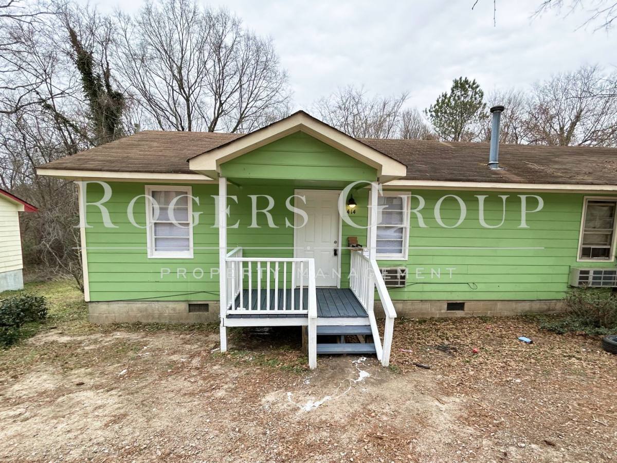 Apartment for rent at 412-414 Ridley St, Louisburg, NC 27549